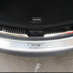 Chống trầy cốp trong Mazda CX5