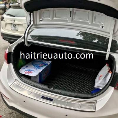 nẹp chống trầy cốp cho xe Hyundai Accent 2018