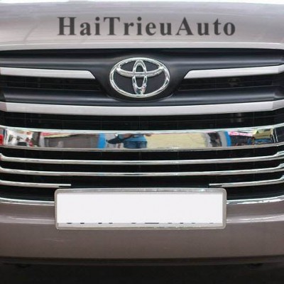 Ốp dán mặt calang Toyota Innova 2016