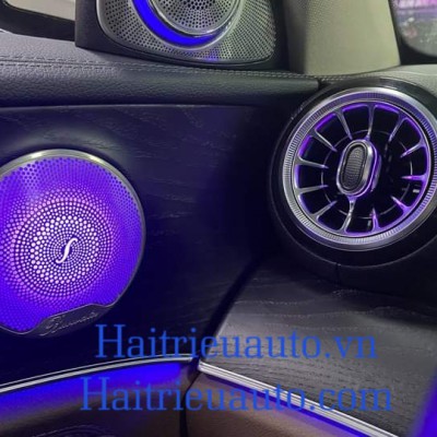 ốp màng loa cửa có led theo xe mercedes GLC