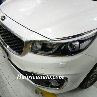 Viền đèn trước Kia Sedona