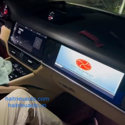 Màn hình bên ghế phụ xe Porsche Cayenne