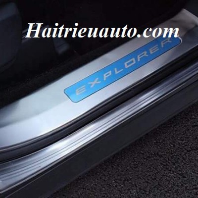 Nẹp bước chân Ford Explorer