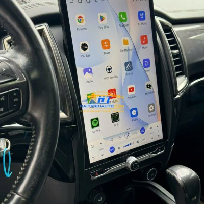 M&agrave;n h&igrave;nh android  Tesla xe  Everest