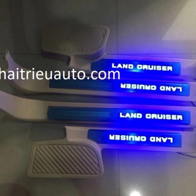 Nẹp bước chân có đèn cho xe Land Cruiser