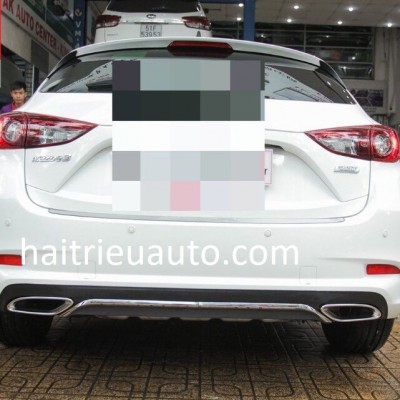 ốp pô chô xe Mazda3 hatchback