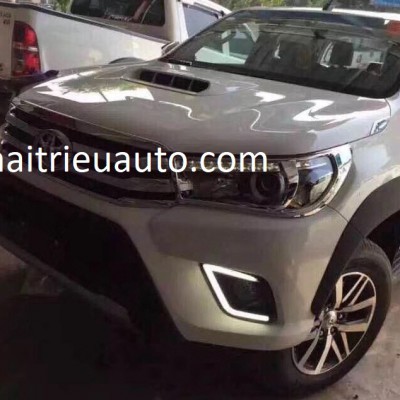 đèn led gầm theo xe Hilux 2018