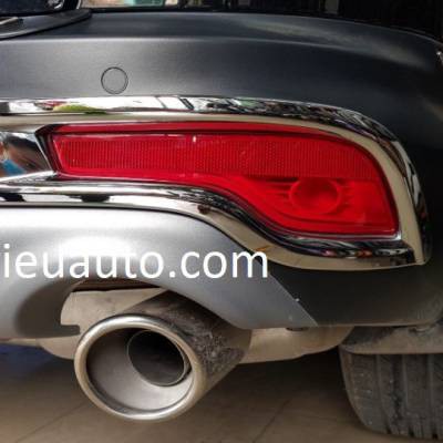 viền đ&egrave;n gầm sau xe honda CRV 2018