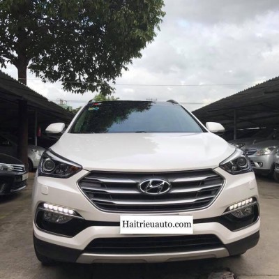 đèn led gầm xe santafe 2017
