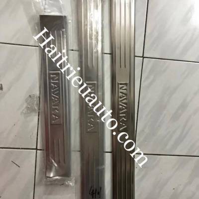 nẹp bước chân trong xe NISSAN NAVARA