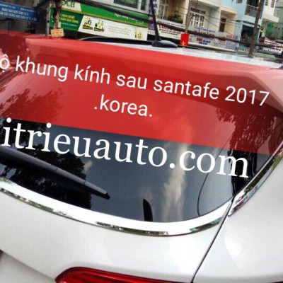 viền khung kính sau Huyndai Santafe