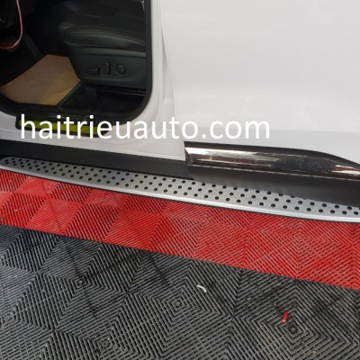 bệ bước chấm bi theo xe Hyundai Santafe 2019