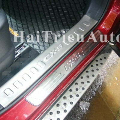 Nẹp bước chân chống trầy xe MAZDA CX5