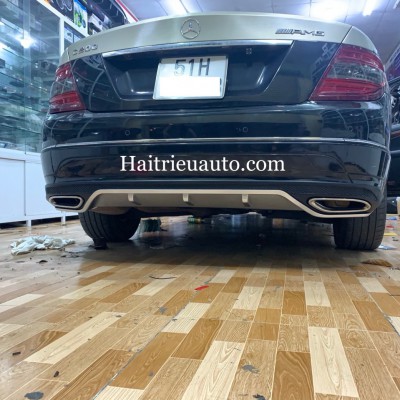 Lip chia p&ocirc; cho Mercedes C 2007-2010