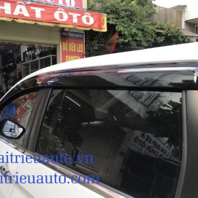 Vè che mưa đen Mitsubsihi Xpander