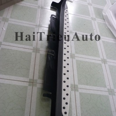 Bệ bước chấm bi Tucson