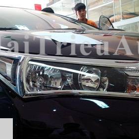 Viền đèn trước toyota 2017