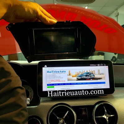 M&agrave;n h&igrave;nh android theo xe Mercedes GLK 250 2015