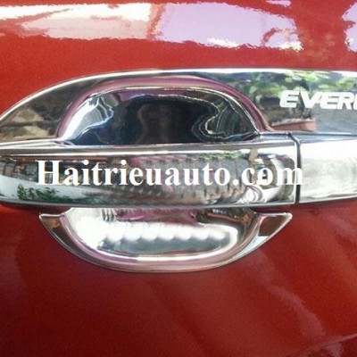 Ch&eacute;n cửa Ford Everest