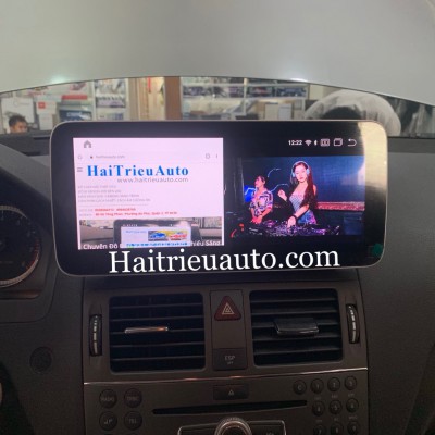 M&agrave;n h&igrave;nh android theo xe Mercedes C250