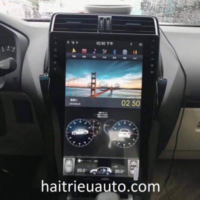 Màn hình tesla theo xe Toyota Land Cruiser Prado 2018