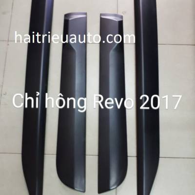 ốp h&ocirc;ng xe Revo 2018