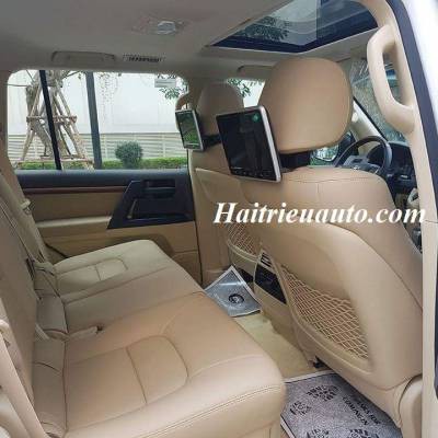 M&agrave;n h&igrave;nh gối đầu cho xe Land Cruiser