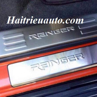 Nẹp bước chân không đèn Ford Ranger
