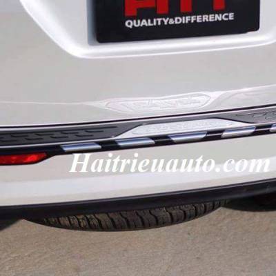 Chống trầy cốp cao cấp Fortuner 2017