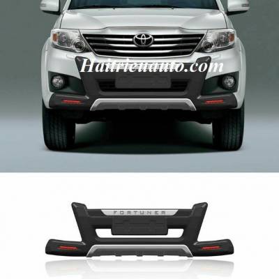 Ốp cản trước Toyota Fortuner 