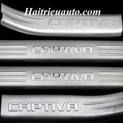 Nẹp bước chân trong Captiva 2016