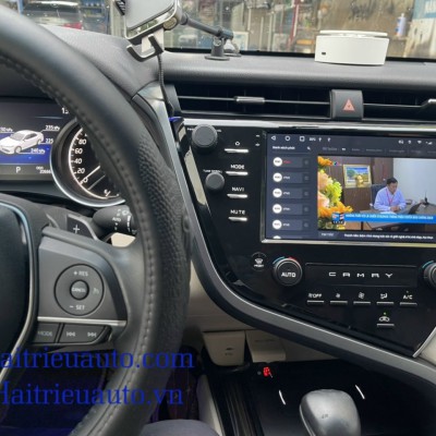 màn hình android xe Toyota Camry 2021