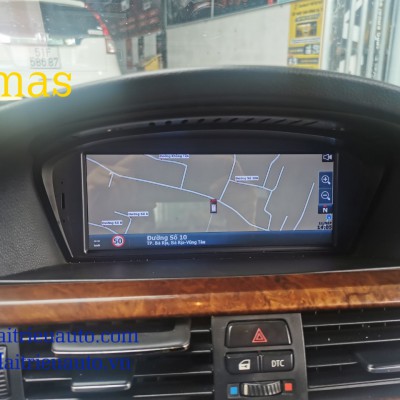 M&agrave;n h&igrave;nh android Omas xe BMW E60