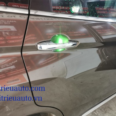 Tay cửa có đèn led xe Pajero sport