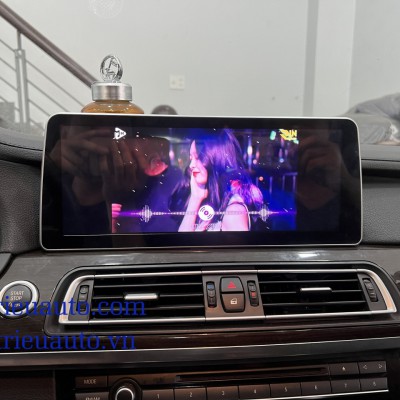 M&agrave;n h&igrave;nh android Omas 12in BMW 520