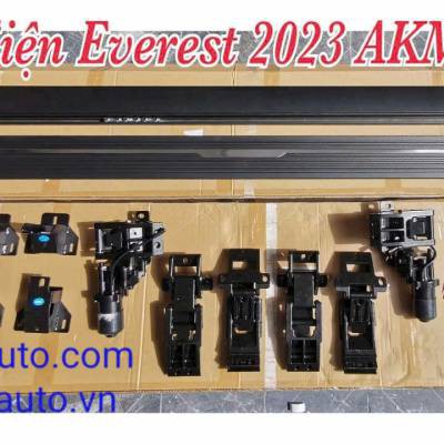 Bậc bước chân điện xe Everest