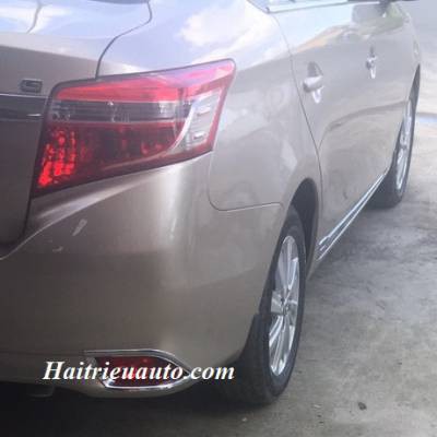 Viền đèn gầm sau Toyota Vios 2016