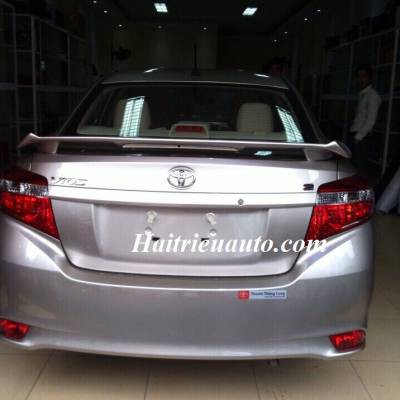 Đuôi cá cao Toyota Vios