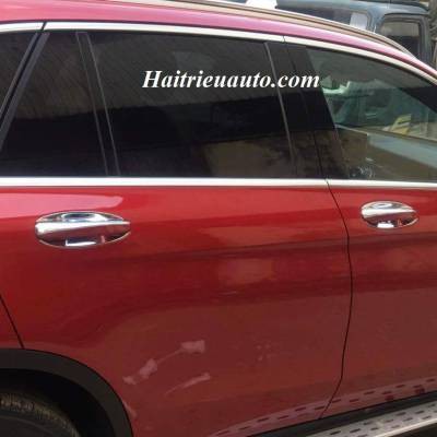 Ch&eacute;n cửa Mercedes