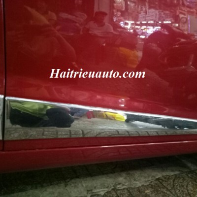 Nẹp hông Hyundai Grand I10