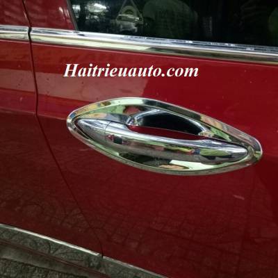 Chén cửa Hyundai Grand I10