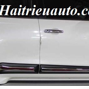 Ốp h&ocirc;ng Mitsubishi Pajero Sprt