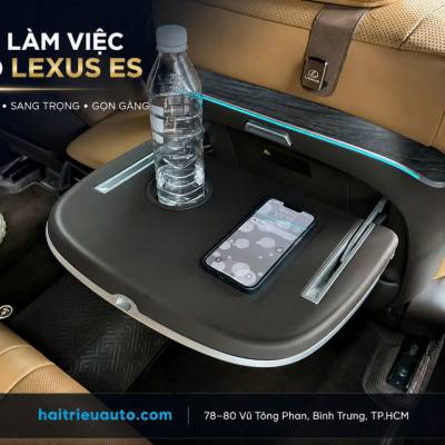 B&agrave;n l&agrave;m việc ph&iacute;a sau ghế xe Lexus ES