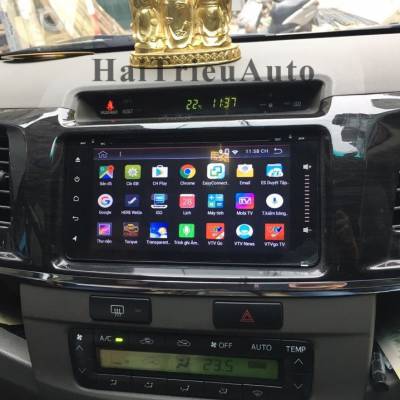 M&agrave;n H&igrave;nh DVD ZULEX Xe Toyota Fortuner