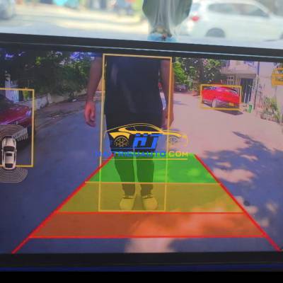 Camera c&oacute; cảm biến l&ugrave;i xe 