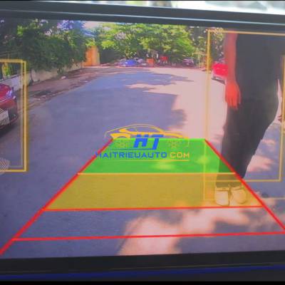 Camera l&ugrave;i c&oacute; cảm biến xe &ocirc; t&ocirc;