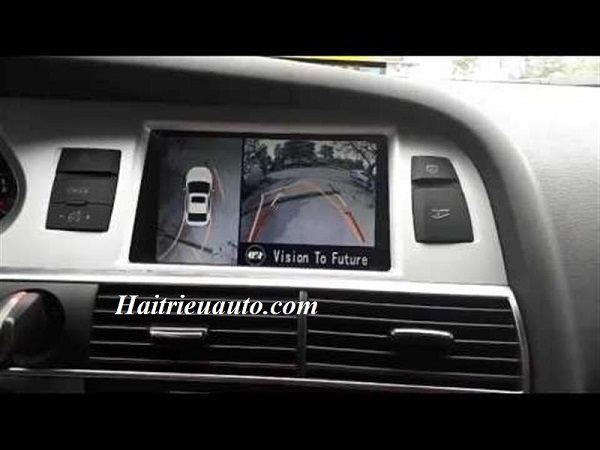 Hình ảnh hiển thị camera lùi cho xe Audi của Hải Triều Auto