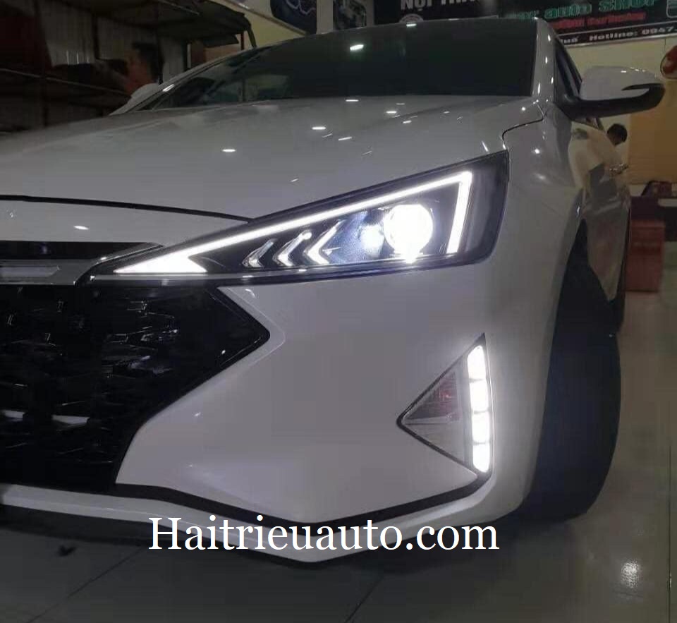 Xe Hyundai Elantra 16AT 2019 Model 2020  Đỏ