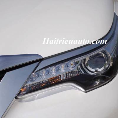 Viền đèn trước Fortuner 2017 hàng Thái Lan