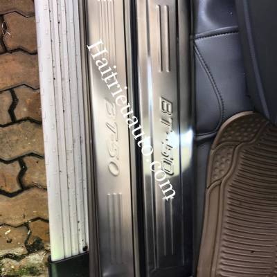 nẹp bước chân ngoài mazda bt-50